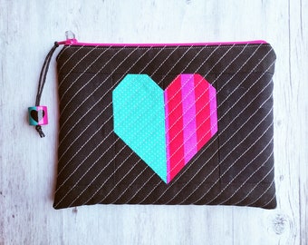 Zipper pouch - Quilted zipper pouch - Quilted heart zipper pouch - Heart Quilted pouch - Quilted heart bag - Valentine's heart pouch