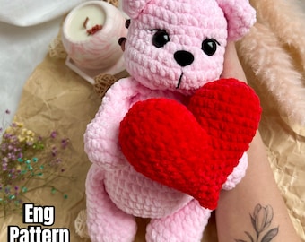 Pattern of a crocheted Bear with a Heart. Crochet pattern for Valentine's Day. Pattern in English.