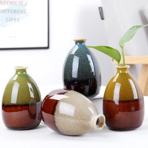 Simple ceramic small vase home vase ceramic decor handmade Japanese crafts living room ceramic ornaments green hydroponic vases for flowers