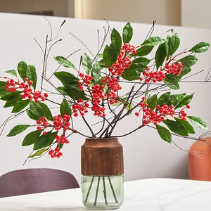 Künstlicher Sanddornzweig mit Blättern, künstliche Hippophae Rhamnoides, realistische orange Beerenstielen, dekorative Beere, Hausblumendekor