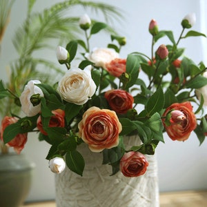 Camellia Branch with Buds and Leaves, Artificial Flower Crafts, Home Floral Decor, Party Bloom Centerpiece, Wedding Arrangement, for Indoor