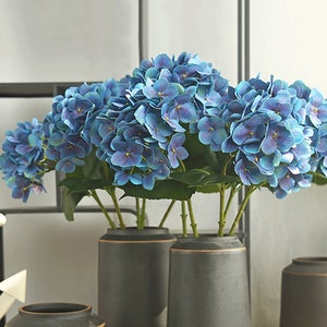 Real Touch Hydrangea with Foliage, Artificial Flower Individual Stem, Living Room Floral Decor, Bridal Bouquet Filler, Wedding Arrangement