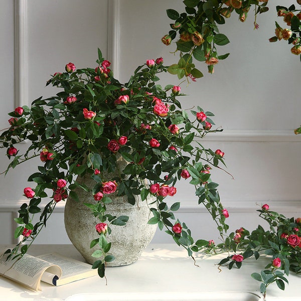 Artificial Rosebud Vine for Wall Hanging, Fake Small Rose with Rich Foliage, Trailing Rosa Flower, Wedding Floral Decor, Bouquet Wreath Arch