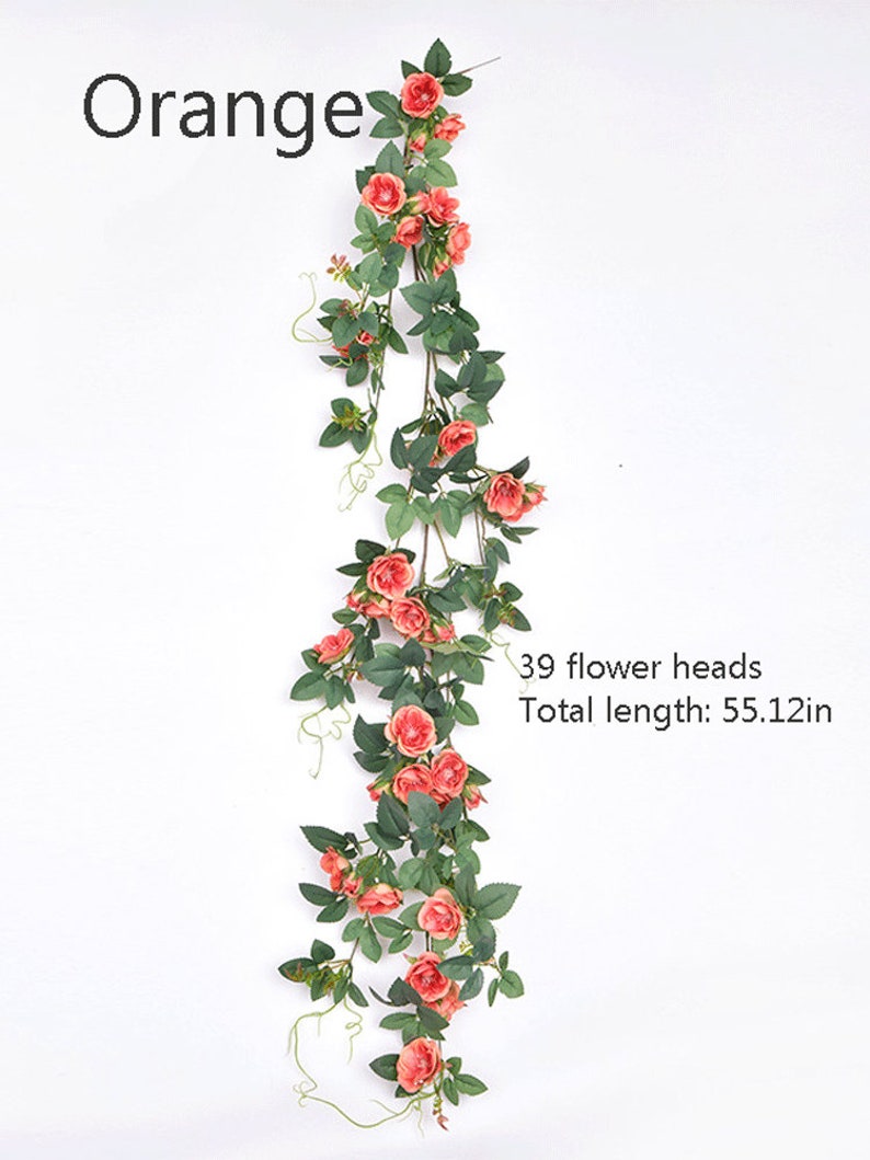 Puede incluir: Una larga guirnalda de flores artificiales con 39 cabezas de flores. La guirnalda est&aacute; hecha de hojas verdes y rosas rosas. La longitud total de la guirnalda es de 140 cm.