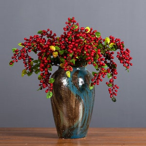 Quality Cranberry Stem with Leaf, Artificial Berry Spray, Drooping Fruit Branch, Home Floral Decor, Wedding Party Greenery, Room Arrangement