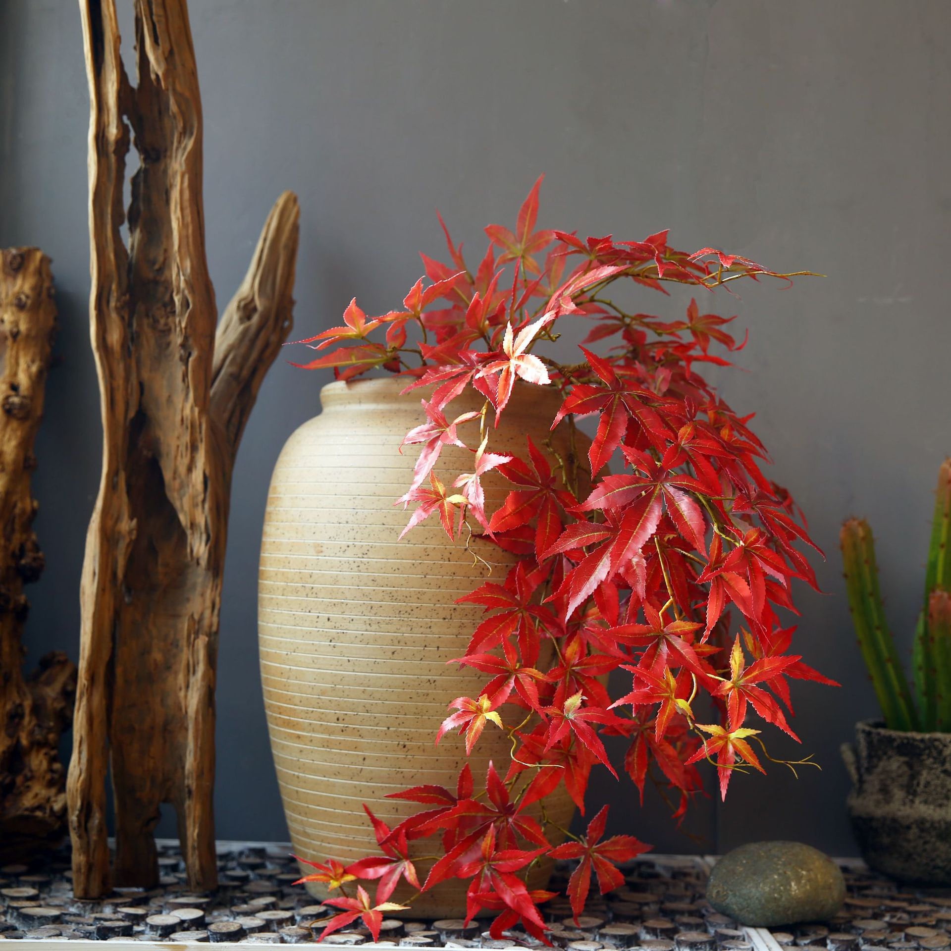 Artificial Red Maple Leaf Autumn Fake Foliage Stem Party Table ...