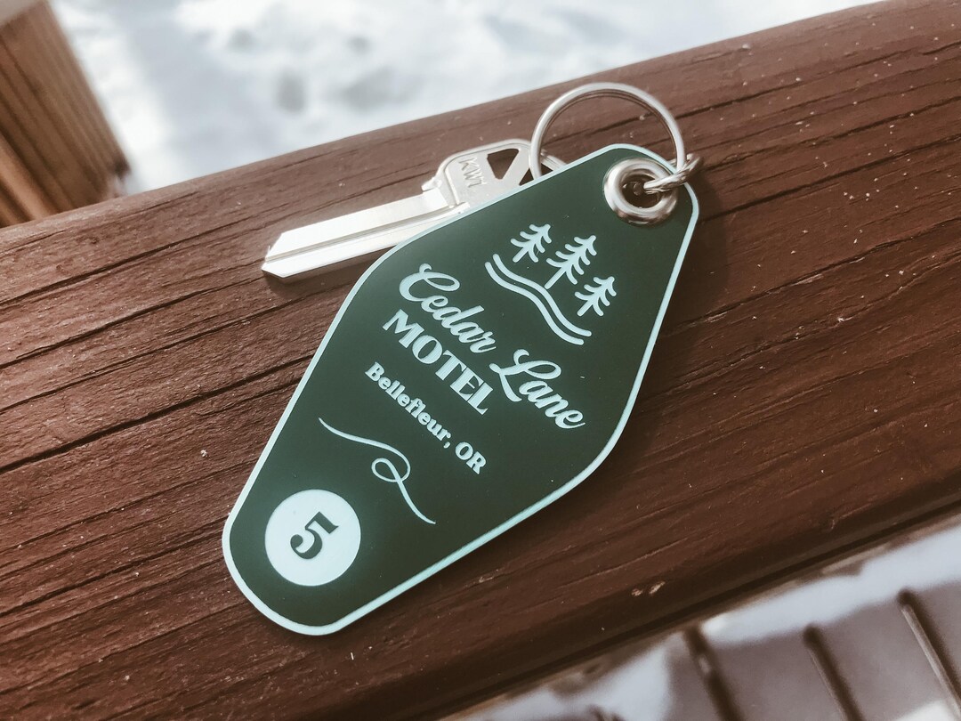 Cedar Lane Motel Keychain | the X-files - Etsy