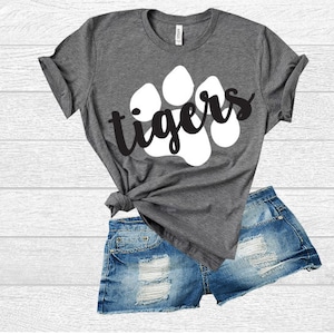 Football Go Tigers SVG. Tigers High School SVG. Tigers T-Shirt Design. Tigers Football Shirt Design *only*. Middle School Shirt.