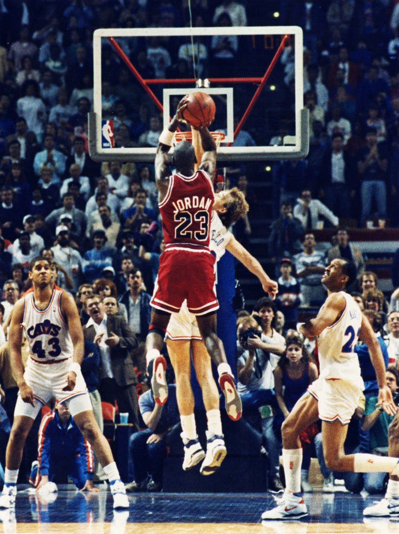 michael jordan shot over craig ehlo