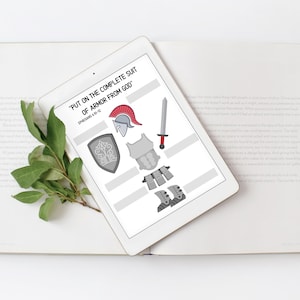 Op de afbeelding: Een printbaar werkblad met de titel "Trek de volledige wapenrusting van God aan" met een Bijbelvers uit Efeziërs 6:10-12. Het werkblad toont een tekening van een ridderharnas met lege vakken die de gebruiker kan invullen met de verschillende delen van het harnas.