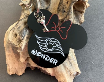 Llavero acrílico de Mickey Mouse, regalo extensor de pescado de Disney Cruise