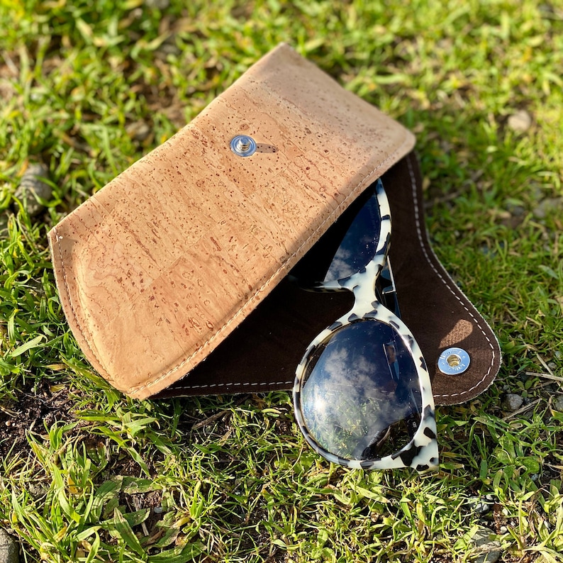 Cork Protective Glasses Case Vegan Eyewear Case, Eco Leather Sunglasses Case, Faux Leather Eyewear Holder, Sunnies Case, Eco Reader Holder image 8