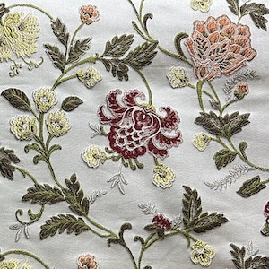 Luxurious Woven Jacquard Floral Design Furnishing Fabric for Upholstery Sofa Dinning Chair Cushion Covers Head Board