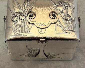 Three Section Jewelry Box. Japanese 999 Silver. Ashai Shoten Maker Mark. Iris