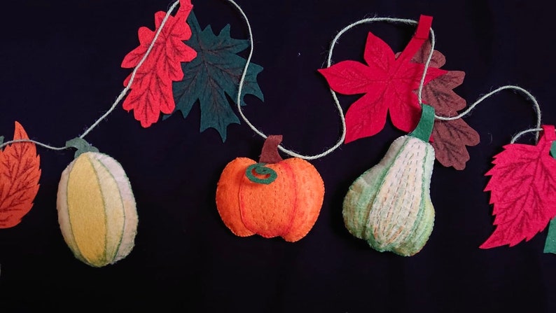 Handmade Pumpkin Garland /Pumpkin garland/pumpkin wall hanging/ Halloween Garland/ Thanksgiving garland/ Halloween decor/ Thanksgiving Decor image 7