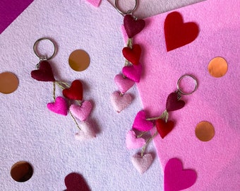 Love heart keyring / love hearts / Heart keyring / Keyrings for BFF / Valentine’s day / Valentines gift/ Mother’s day/ Anniversary