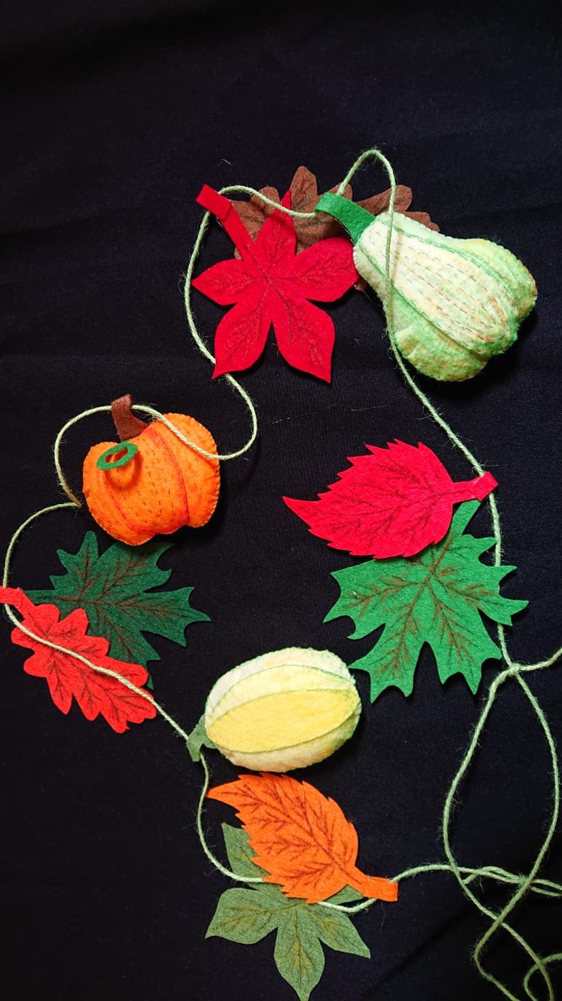 Handmade Pumpkin Garland /Pumpkin garland/pumpkin wall hanging/ Halloween Garland/ Thanksgiving garland/ Halloween decor/ Thanksgiving Decor image 4