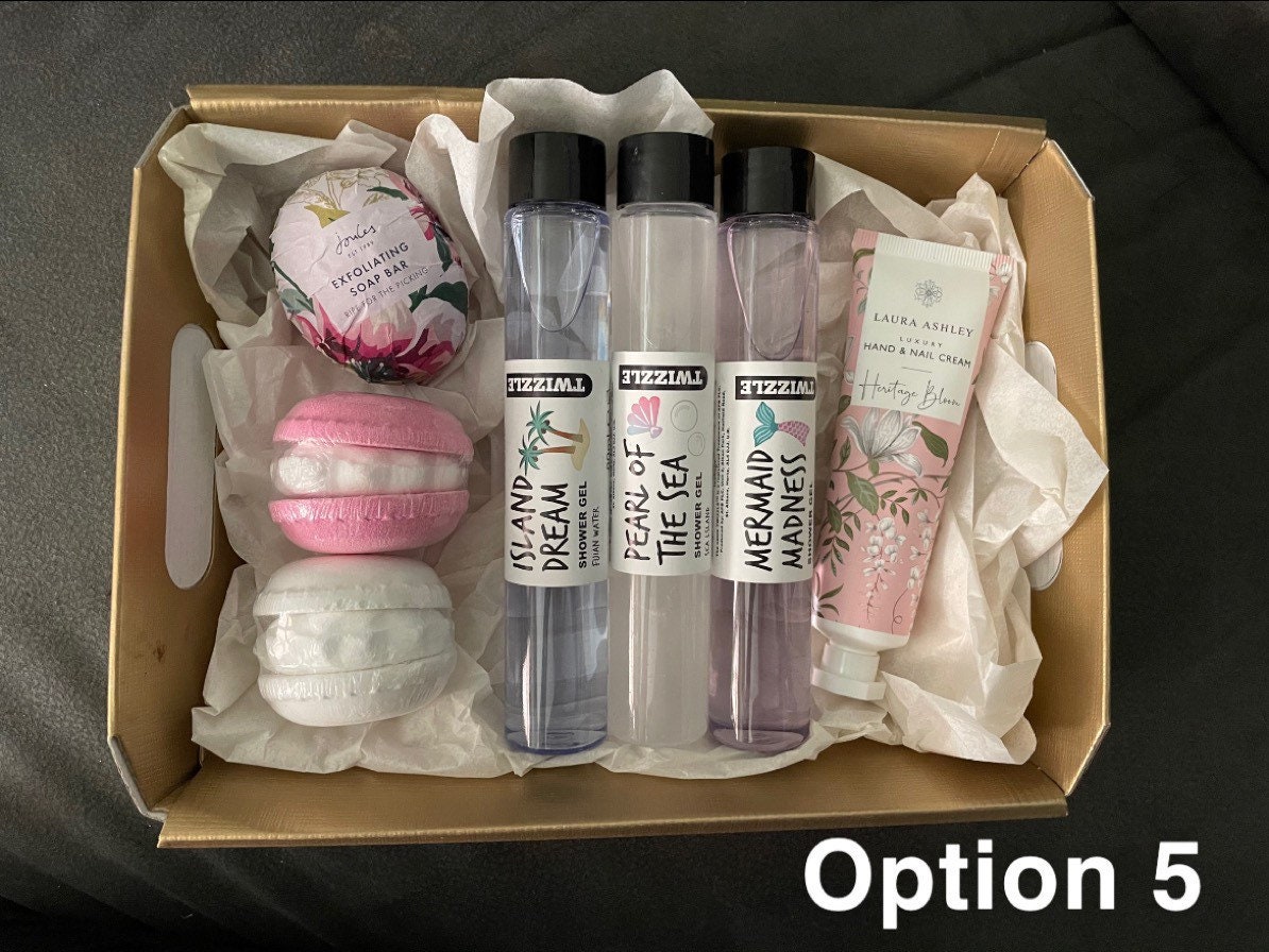 7 Pamper Hampers / Bath Soaps / Skin Care / Girls Hamper / Etsy