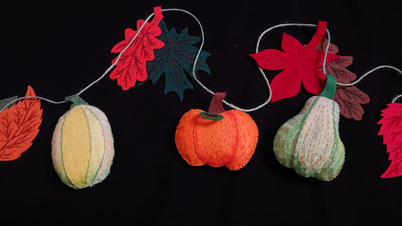 Handmade Pumpkin Garland /Pumpkin garland/pumpkin wall hanging/ Halloween Garland/ Thanksgiving garland/ Halloween decor/ Thanksgiving Decor image 2