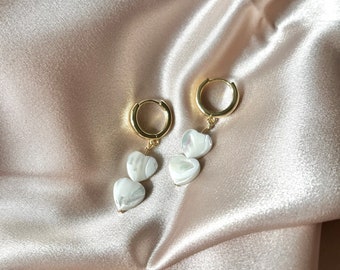Boucles d'oreilles coeur en perles, Boucles d'oreilles coeur, Boucles d'oreilles en perles, Créoles Huggie, Saint-Valentin, Créoles coeur, Créoles en perles, Cœurs de perles, Délicat, Élégant