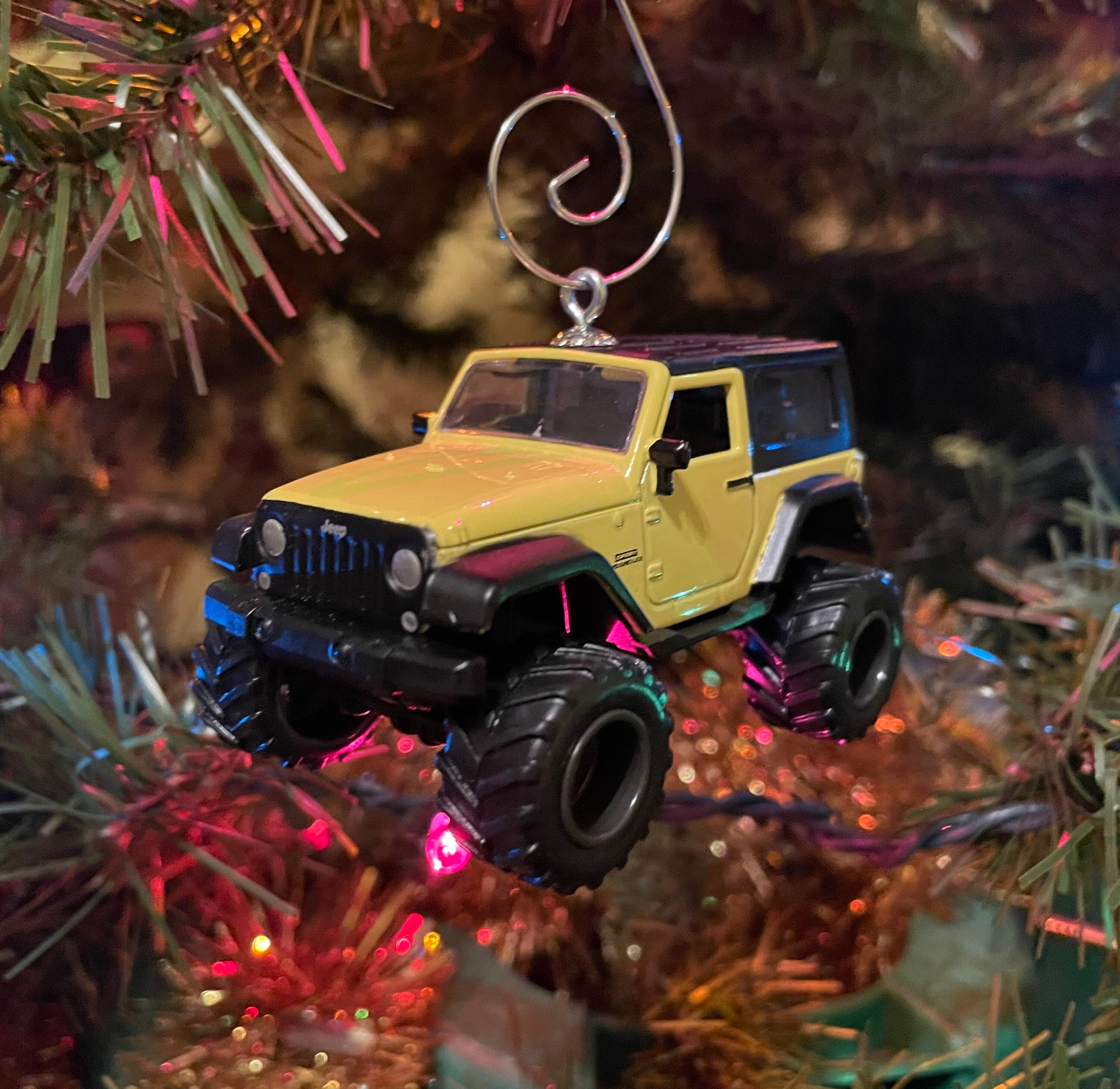 Jeep Wrangler Christmas Ornament 