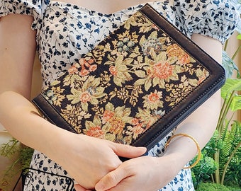 Retro embroidery flower fabric case with auto sleep wake up for iPad Air 11" 13" M4,iPad Pro 11" 2024,iPad mini 7,iPad 10,iPad 11th gen