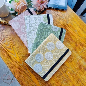 Étui en tissu feuilles fleurs colorées pour Kindle paperwhite 12e/11/10e génération étui, étui kindle oasis 3/2, étui Kindle 2024 6 pouces