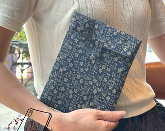 Small Floral Blue Fabric Kindle Sleeve,With Free Clear Case,Paperwhite Oasis Cover,iPad,Kobo,Onyx boox,Nook,E-reader Cover