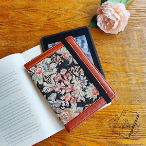 Étui pour Kindle en tissu de fleurs brodées de style littéraire rétro, blanc papier 12e génération, étui Kindle 11e génération, étui Kindle coloré, étui kobo
