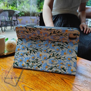 Blue daisy embroidered  beige fabric ipad case built-in pencil holder,magnetic charging,ipad air 5 ipad 10.2" ipad pro 2022 ipad 10 case