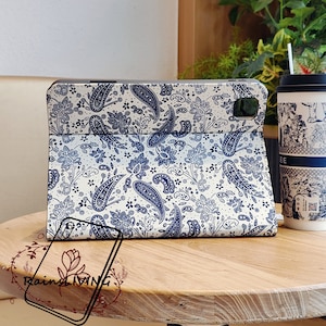 New ethnic blue and white porcelain style fabric iPad case built-in pencil holder,magnetic wake up,air 5 iPad 10.2 iPad pro 2022 iPad 10 image 3