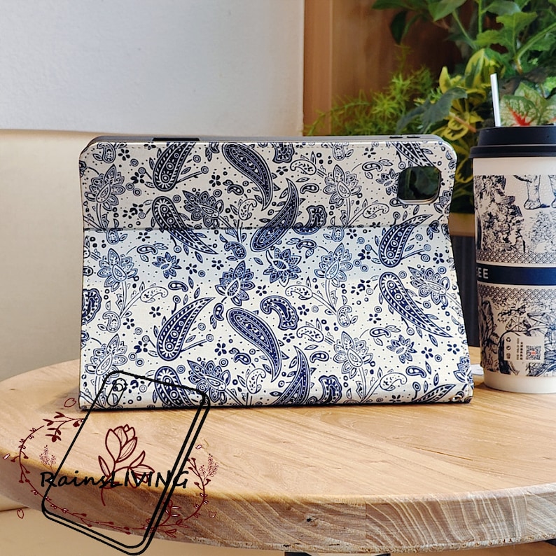 New ethnic blue and white porcelain style fabric iPad case built-in pencil holder,magnetic wake up,air 5 iPad 10.2 iPad pro 2022 iPad 10 image 3