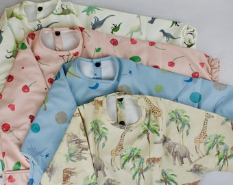 Baby/Toddler Long Sleeve Waterproof Cape Bib & Matching Bag, Weaning Bib, 100% recycled Oeko-Tex Material, Wateproof Bib, Exclusive Designs!