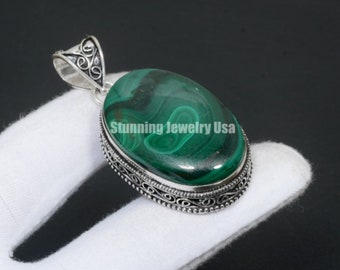 Pendentif en argent malachite en argent sterling 925 Pendentif en malachite avec pierres précieuses en argent Bijoux en argent Pendentif de créateur pour elle Cadeau de Noël