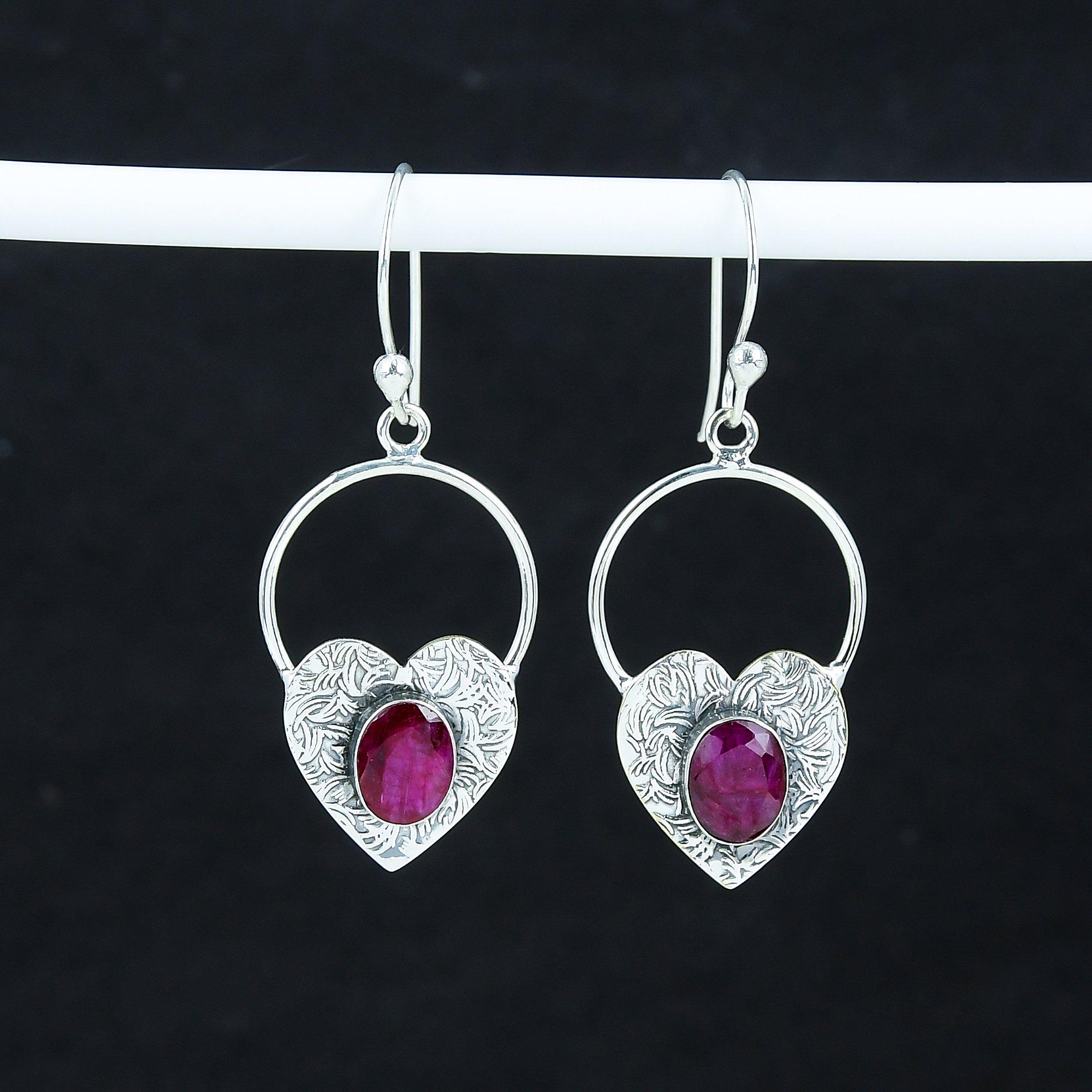 Boucles D’oreilles Clou Cœur Rubis Cristal Argenté - Bijou Rétro, Occasion Impeccable