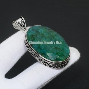 Emerald Gemstone Pendant, 925 Sterling Silver Pendant, Emerald Handmade Gemstone Jewelry, Emerald Gemstone Handmade Silver Pendant For Gift