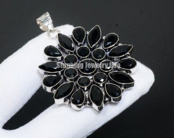 Black Spinel Gemstone Pendant Handmade Pendant Flower Shape Jewelry Pendant Christmas Day Gifts Halloween Jewelry Flower Pendants For Gift