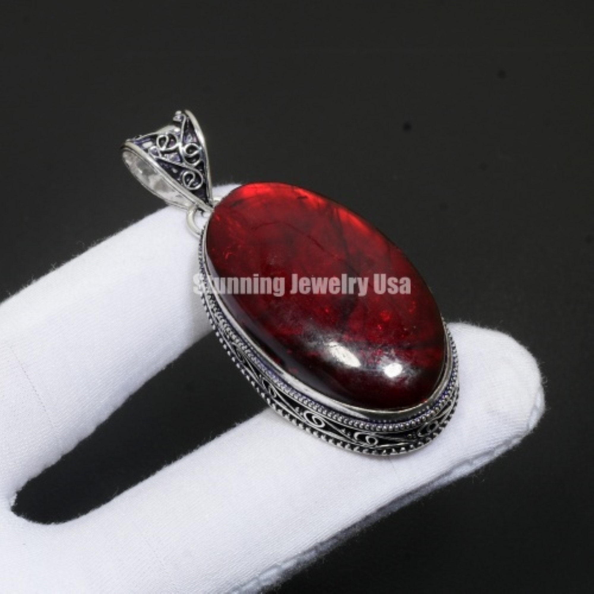 Ciondolo in argento sterling 925 con labradorite rossa fatto a