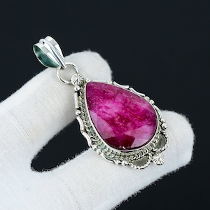 Kashmir Rubinhänge, Ruby Lab-skapade smycken, Boho 925 Sterling Silver smycken, Handgjort hänge, Rubin Ädelsten Unisex Hängsmycken