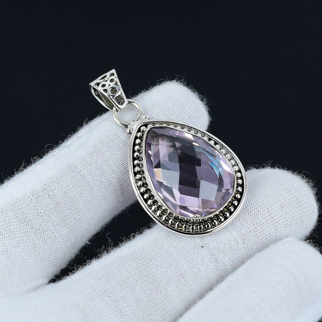 •KUNZITE OVAL - SCALLOPED• sterling silver pendant