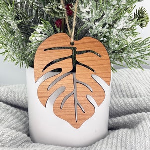 Monstera Leaf Ornament - Plant Lover Ornament - Gardener Gift - Plant Lover Gift