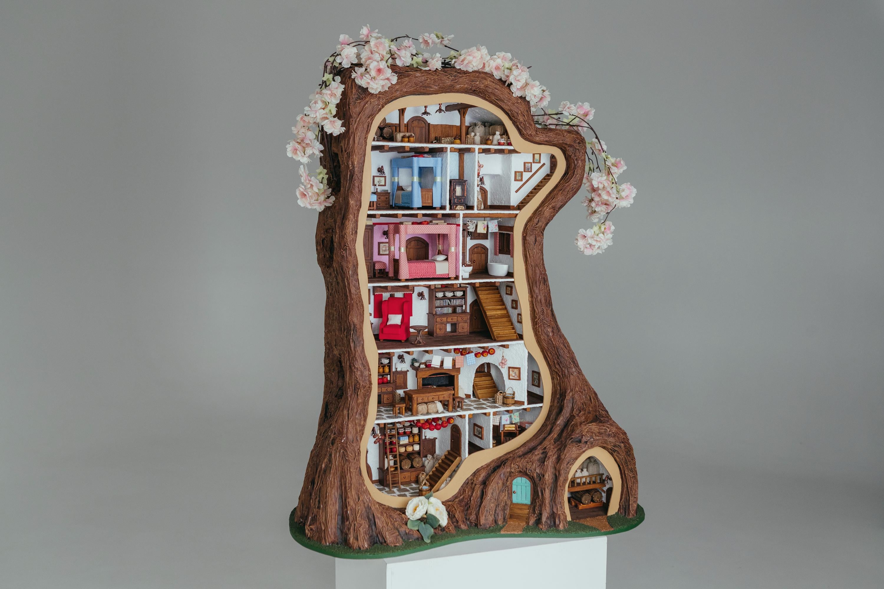 Brambly Hedge Mouse House With Illumination. MADE TO ORDER. Fully