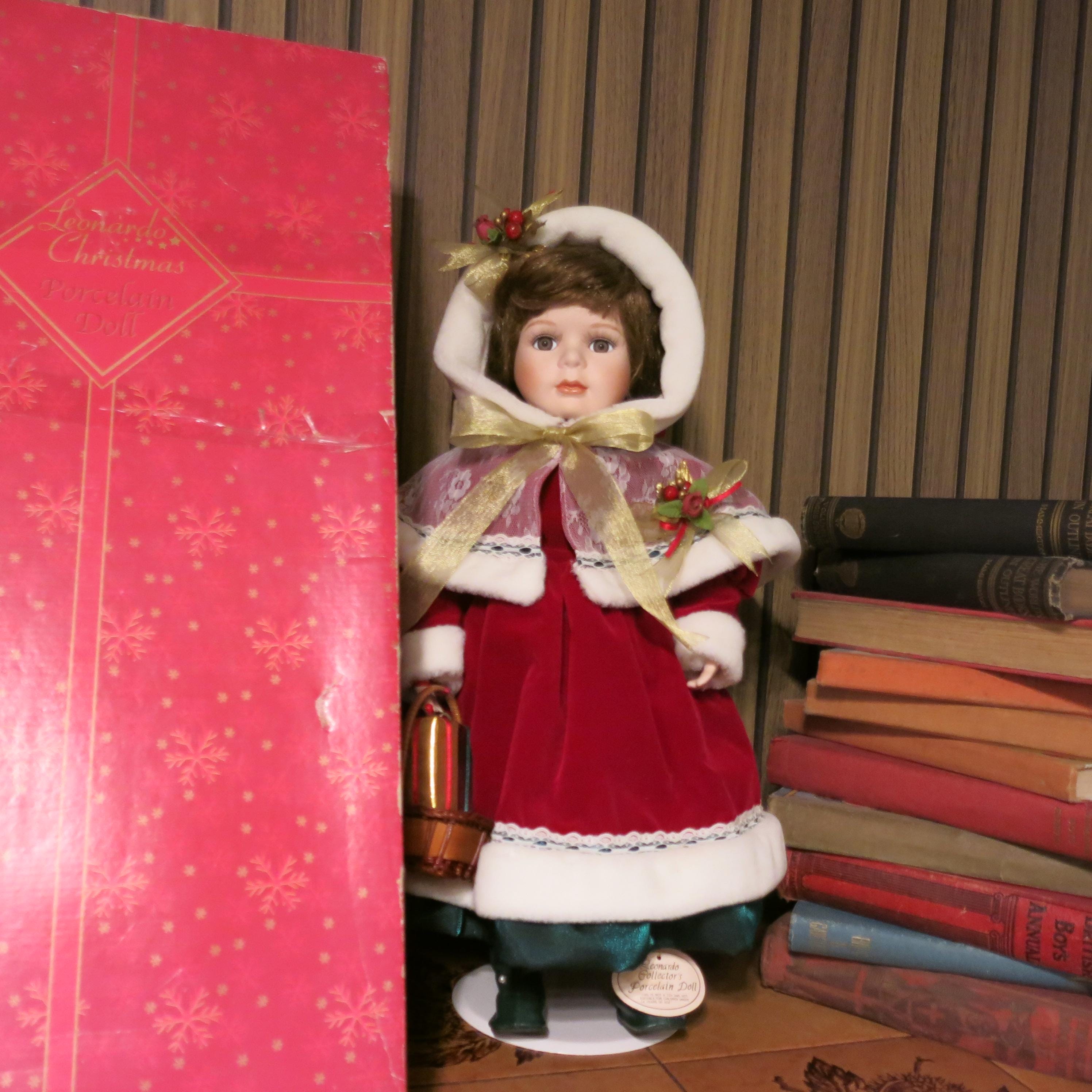 Vintage Christmas Porcelain Doll - Gloria - Leonardo Collection