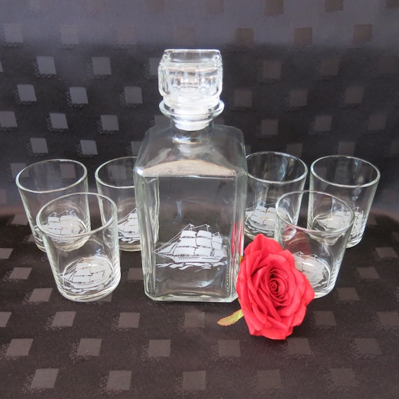 Vintage Decanter with Glasses - Mariner Fleet by Rayware - Decanter 80 cl with 6 tumblers 23cl - Glass - Etched Ship Design - Great Gift