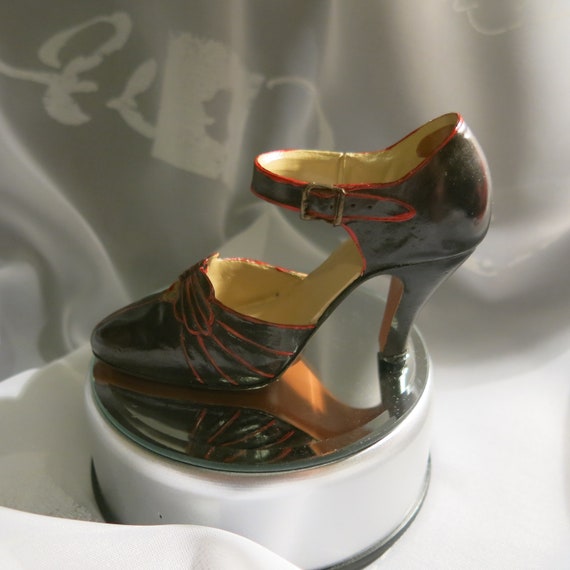 Miniature Collectible Shoe - Ornament - Vintage - The Mayfair Collection