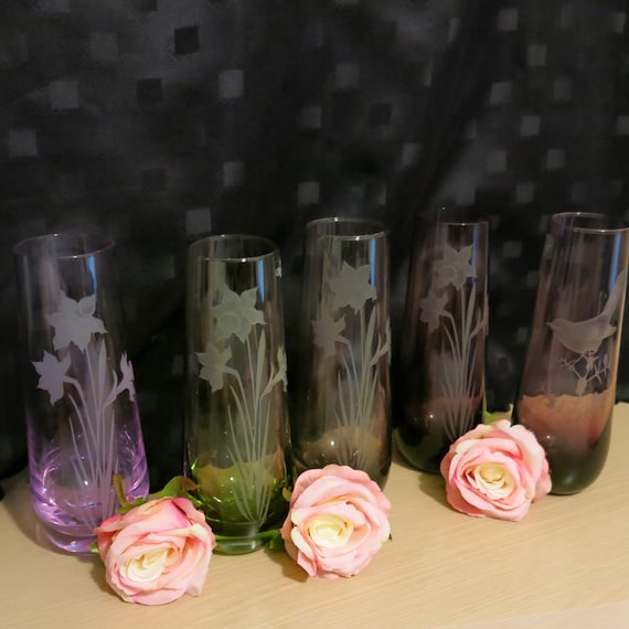 Vintage Caithness Vase - 2 types available - Warbler (Purple) and Daffodils (Lilac) - Lovely Gift