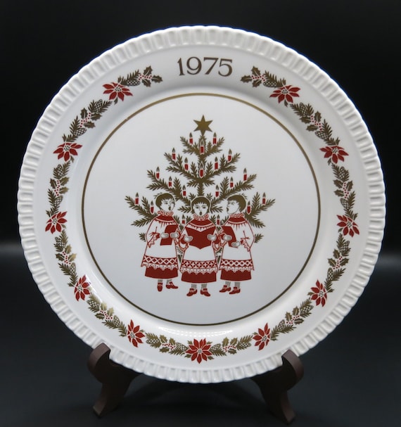 Vintage Spode Christmas Plate - 1975 - "The holly's up..." - Collectible - Limited Edition - Bone China - Made in England