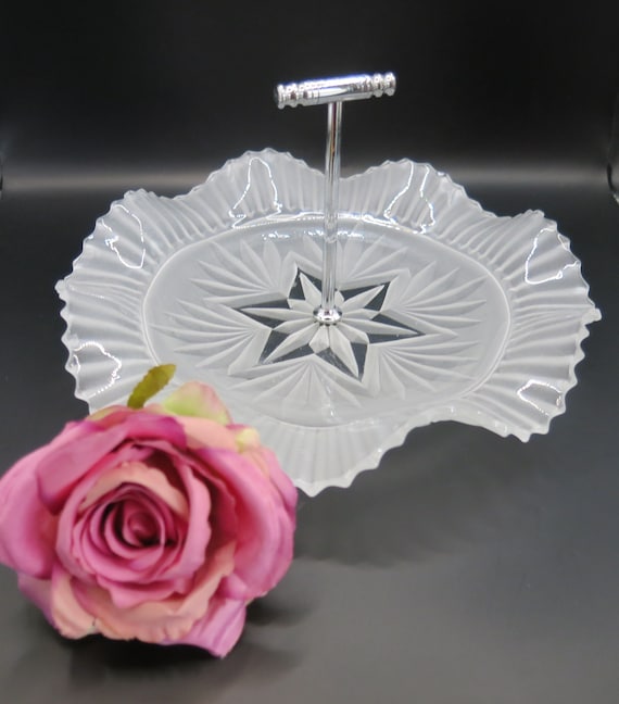 Glass cake/Sandwich/Biscuit Stand - Glass Scalloped Edged Collectible Afternoon Tea