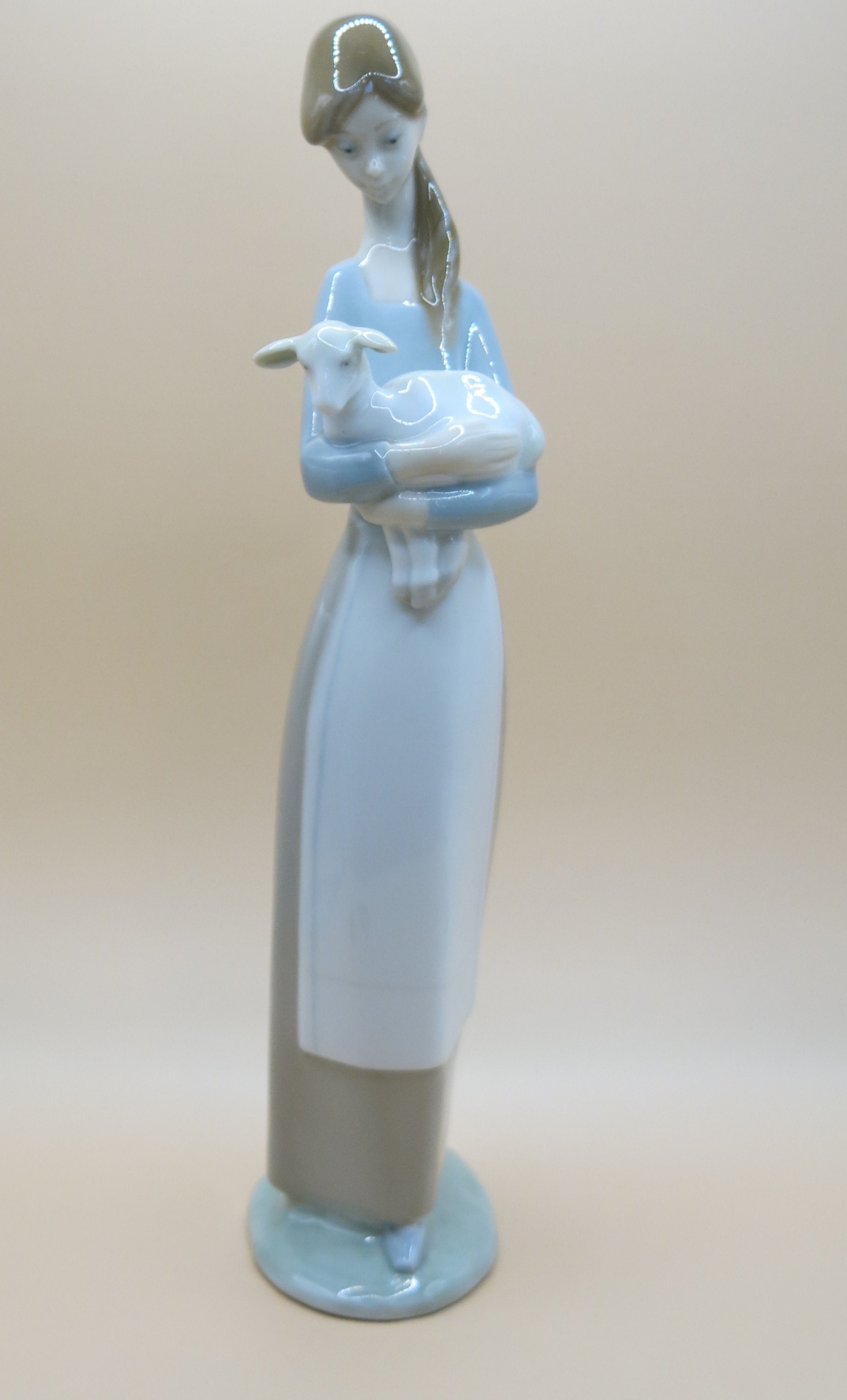 Lladro Girl With Lamb - 4505 - Collectible - Rare - Handmade