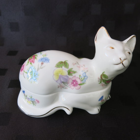 Vintage - Aynsley - Wild Tudor - Cat Trinket Dish - Fine Bone China - Made in England - Lovely Gift
